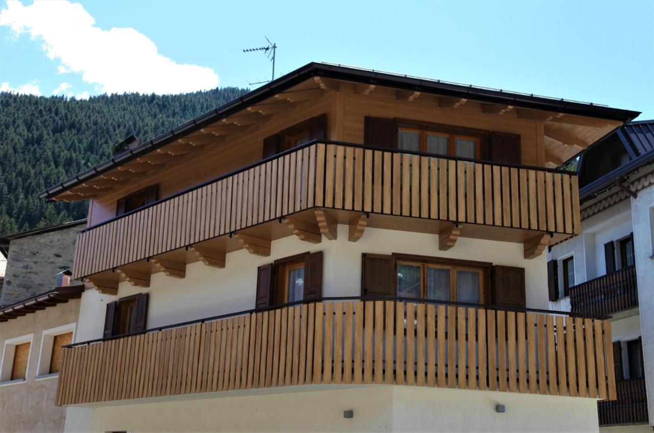 A Due Passi Valdidentro Appartement Isolaccia Buitenkant foto
