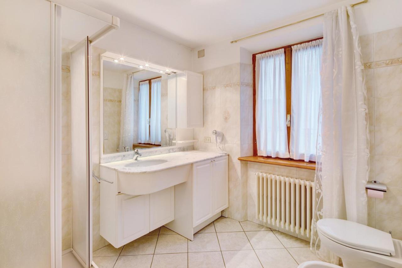 A Due Passi Valdidentro Appartement Isolaccia Buitenkant foto