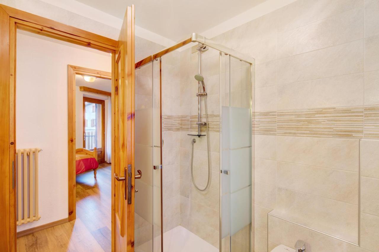 A Due Passi Valdidentro Appartement Isolaccia Buitenkant foto