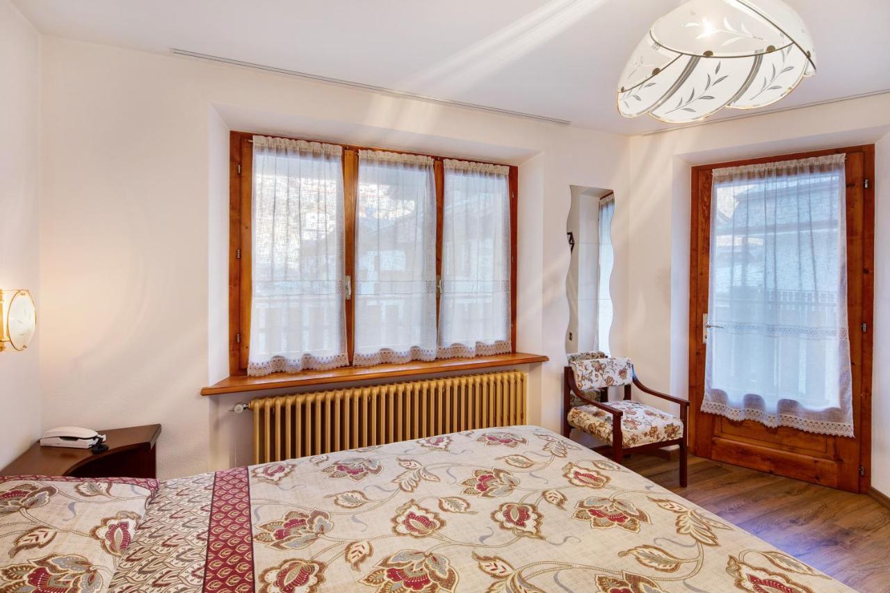 A Due Passi Valdidentro Appartement Isolaccia Buitenkant foto